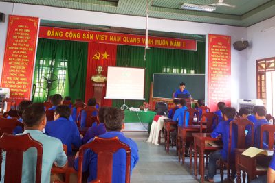 Trà Bồng: Huyện đoàn mở lớp bồi dưỡng lý luận chính trị, nghiệp vụ và học tập nghị quyết đại hội đảng bộ các cấp nhiệm kỳ 2020-2025